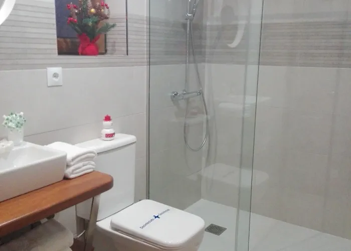 Guest house Punta Ballota 4*