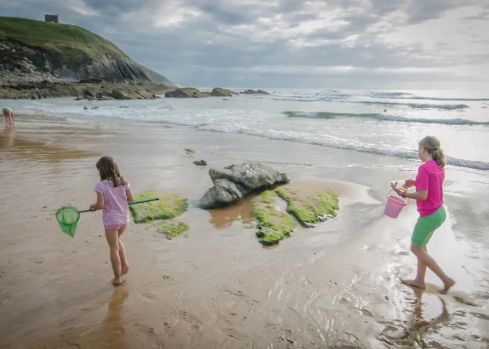 Guest house Punta Ballota 4*